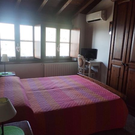 Bed & Breakfast Ca' Di Vissai Arnasco ห้อง รูปภาพ