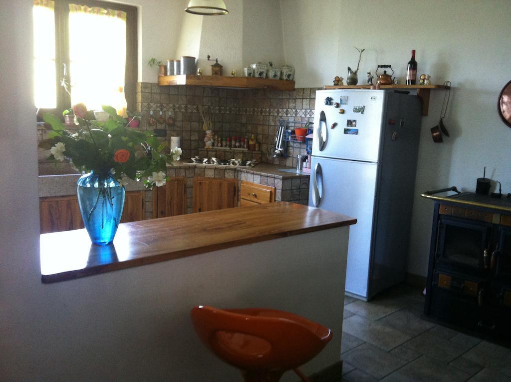 Bed & Breakfast Ca' Di Vissai Arnasco ภายนอก รูปภาพ