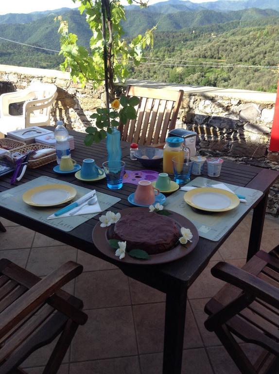 Bed & Breakfast Ca' Di Vissai Arnasco ภายนอก รูปภาพ